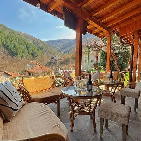 хаджиевата къща * Smolyan