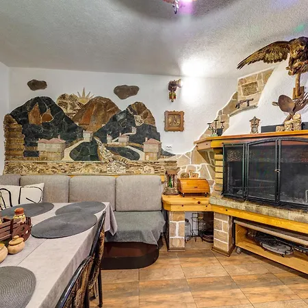 빌라 хаджиевата къща 스몰랸