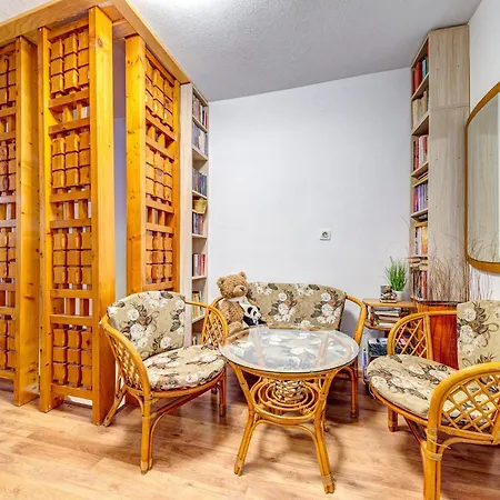 Villa хаджиевата къща