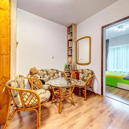 Villa хаджиевата къща *