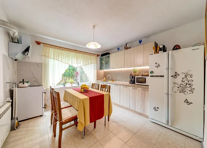 хаджиевата къща Vila *