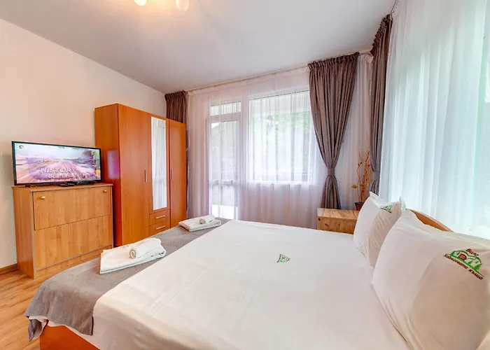 хаджиевата къща Vila *